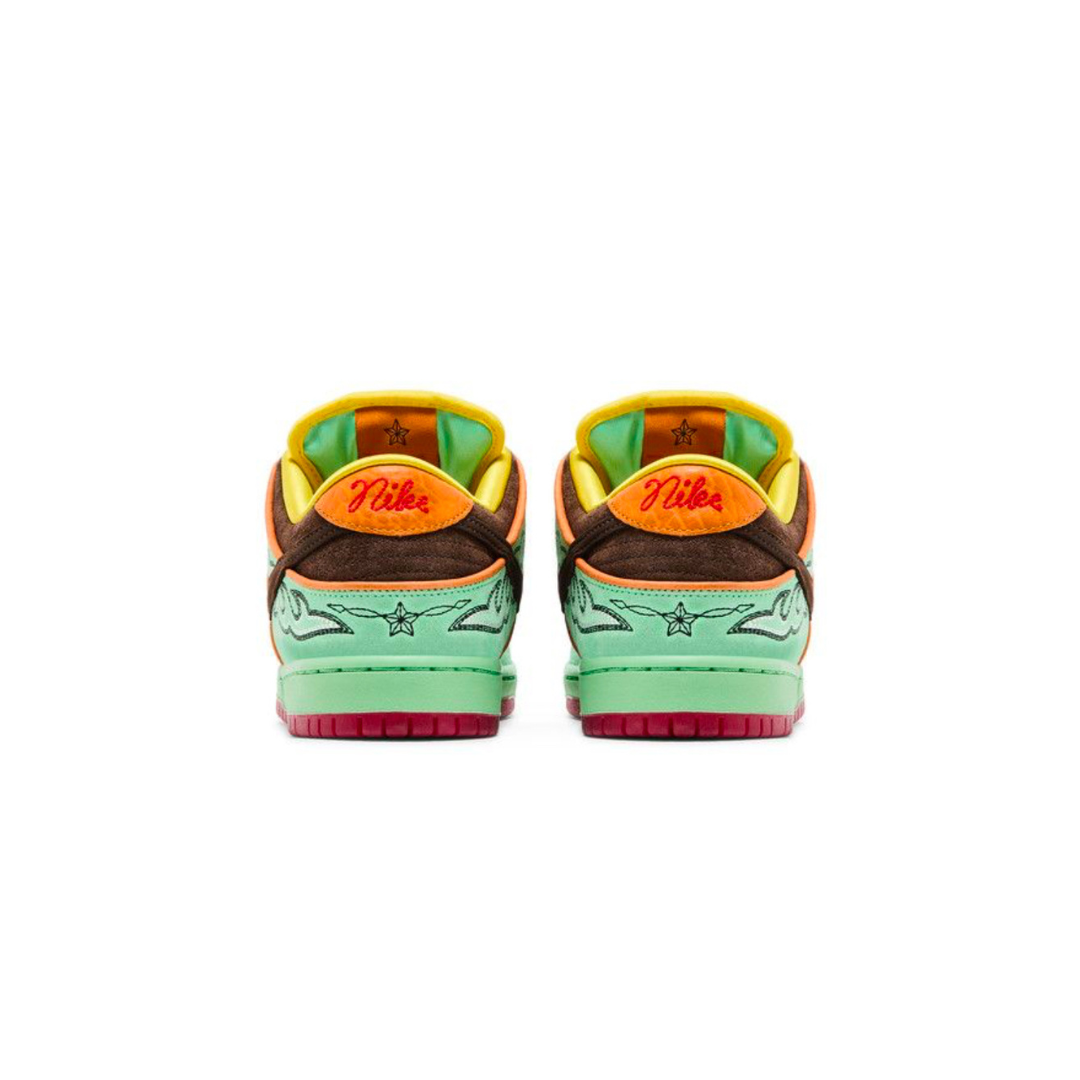 Nike SB Dunk Rodeo Turmalina