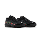 Nike Air Max 95 x Undefeated Black Green Red